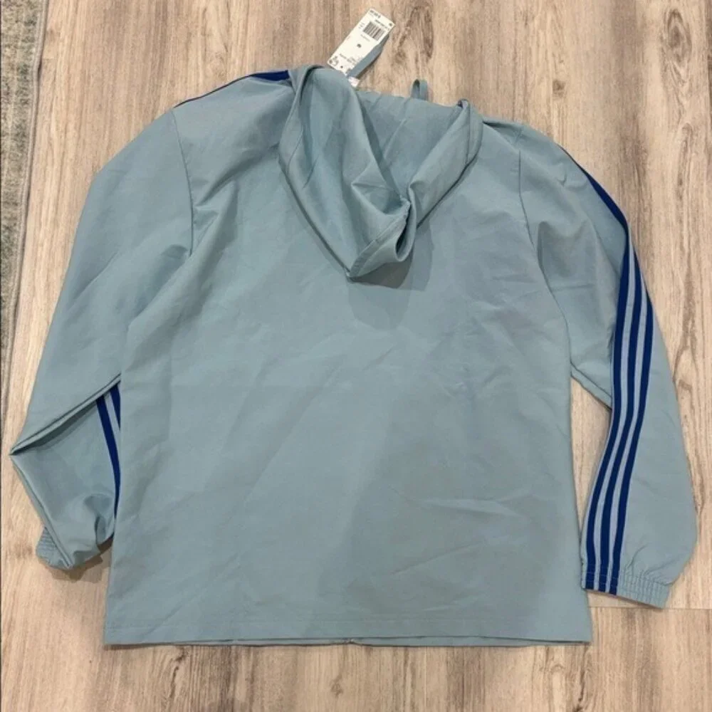 Adidas Men's Sky Blue Windbreaker with Hood MEN SIZE MEDIUM NWT